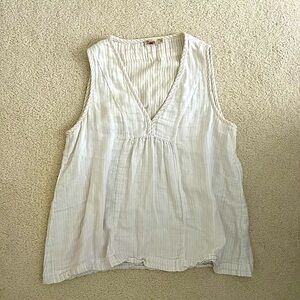 White and ivory soft tank